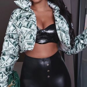 Dollar print crop puffer jacket